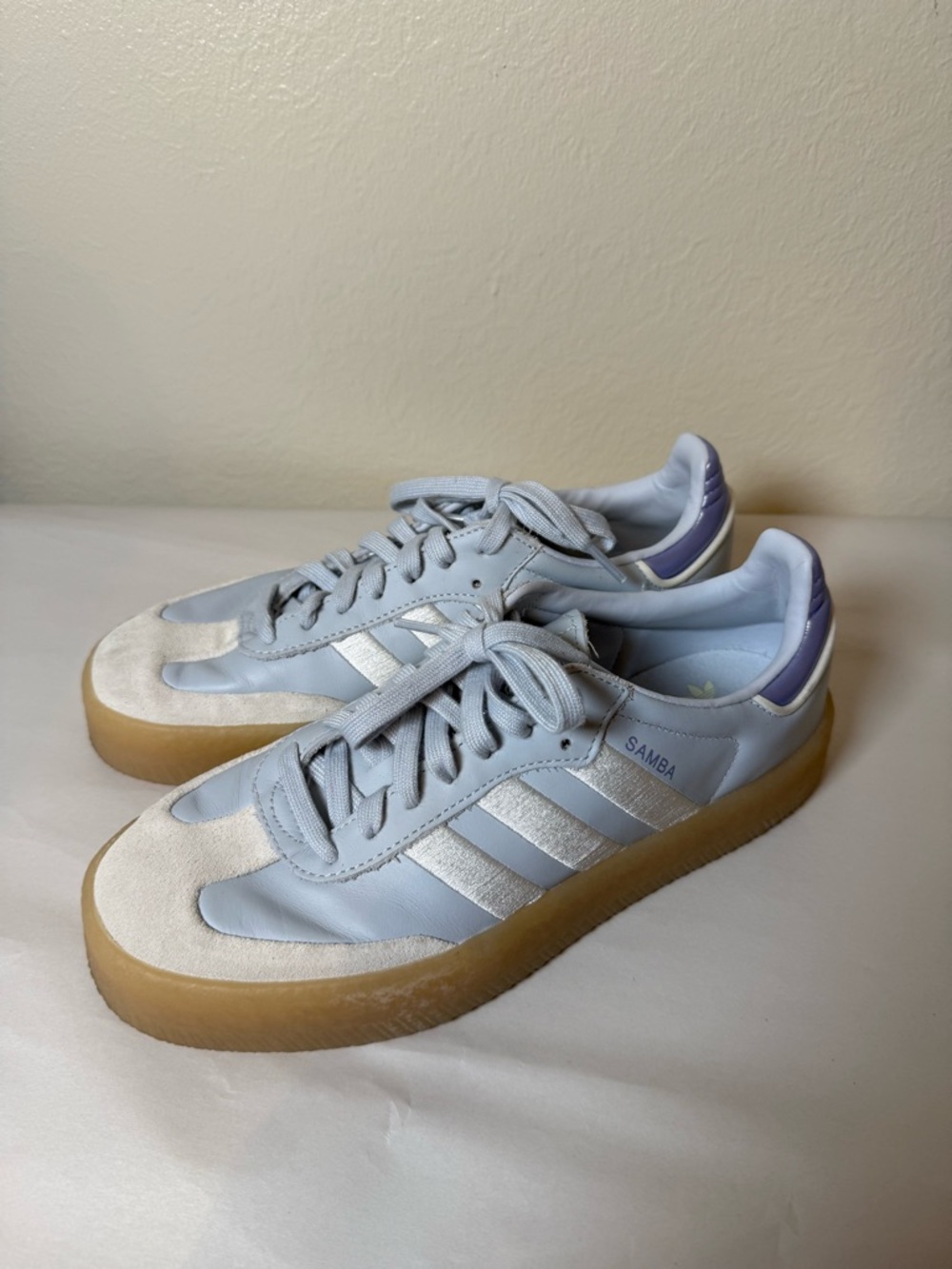 Adidas Sambae W in the "Halo Blue/Off‎ White/Blue Spark Metallic - Picture 3 of 8